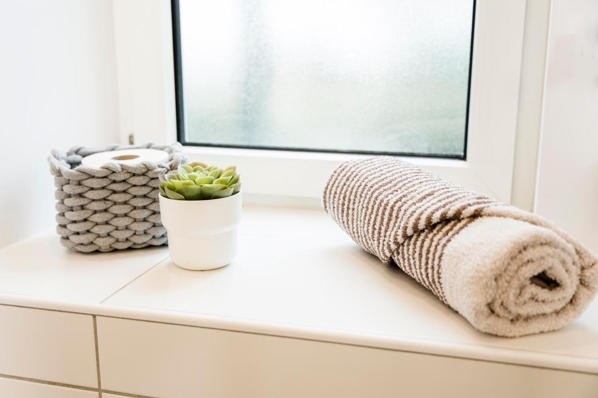 פורצהיים Bellabene Modernes Studio Apartment In Zentraler Lage Mit Terrasse, Parkplatz, Smarttv מראה חיצוני תמונה